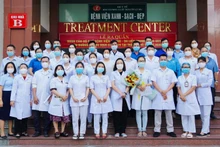 Đoàn 14 người của Bệnh viện Phong - Da liễu Trung ương Quy Hòa tăng cường hỗ trợ TP Hồ Chí Minh chống dịch.