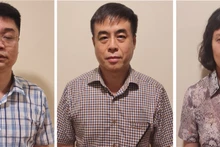 Các bị can vừa bị khởi tố.