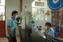 Đại diện doanh nghiệp làm thủ tục thông quan tại Chi cục Hải quan cửa khẩu Cảng Sài Gòn khu vực 1, TP Hồ Chí Minh.