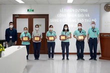 Liên đoàn Lao động thành phố Hà Nội trao danh hiệu “Công nhân giỏi Thủ đô”