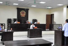 Phiên xét xử bị cáo về tội “ Cưỡng đoạt tài sản”.