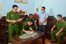 Cơ quan cảnh sát điều tra Công an tỉnh Tuyên Quang ra lệnh bắt tạm giam đối tượng Trương Ngọc Khởi.