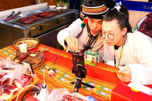 Livestream bán hàng: Từ trào lưu đến mũi nhọn kinh tế Trung Quốc