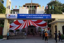 Tại kỳ thi vào lớp 10 Trường chuyên Khoa học Tự nhiên năm 2021