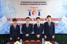 Bốn học sinh đoạt huy chương bạc Olympic Tin học quốc tế năm 2021