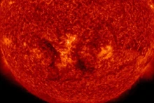 Đài quan sát Động lực học mặt trời của NASA đã ghi lại vụ phun trào ngày 11/4.