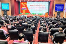 Quang cảnh nghiên cứu, học tập, quán triệt và triển khai thực hiện Kết luận của Hội nghị Trung ương 4 (khóa XIII) tại điểm cầu Trung tâm thành phố Hải Phòng.