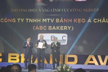 Trao giải thưởng Thương hiệu Vàng TP Hồ Chí Minh cho đại diện các doanh nghiệp