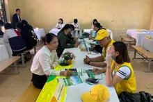 Một phiên giao dịch việc làm tại Hà Nội (Ảnh minh họa).