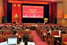 Toàn cảnh hội nghị.