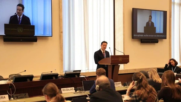 Đại sứ Mai Phan Dũng phát biểu tại Phiên họp cấp cao của Hội nghị Giải trừ quân bị. (Ảnh: Phái đoàn Thường trực Việt Nam tại Geneva, Thụy Sĩ cung cấp)