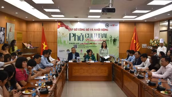 Quang cảnh buổi gặp gỡ báo chí thông tin về chương trình "Phở Cultural Roadshow Europe 2026". (Ảnh: Dương Tiêu)