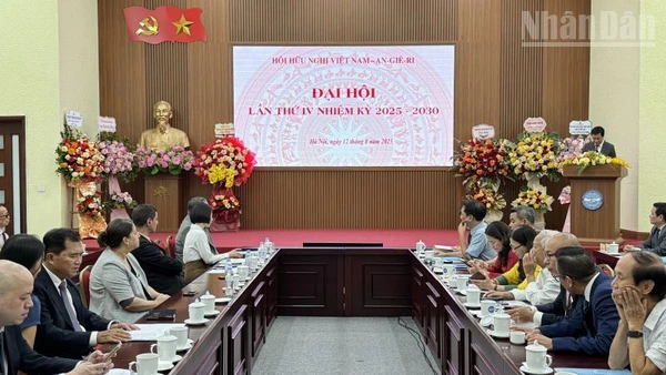 Toàn cảnh Đại hội. 