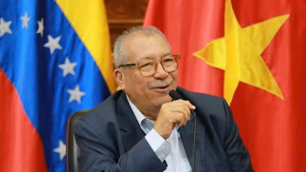Ông Saul Ortega, Chủ tịch Nhóm Nghị sĩ hữu nghị Venezuela-Việt Nam. 