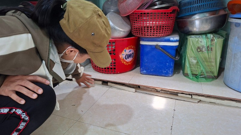Nền nhà cũng bị lún khoảng 4cm so bình thường. 20250716-144018-1407.jpg
