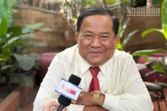 Nhà báo kỳ cựu Khieu Kola đánh giá cao vai trò của Quốc hội Việt Nam trong hành trình dựng nước và giữ nước. (Ảnh: HUY VŨ)