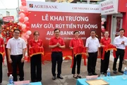 Agribank mang dịch vụ ngân hàng hiện đại thắp sáng hy vọng phát triển tại xã đảo Thạnh An 