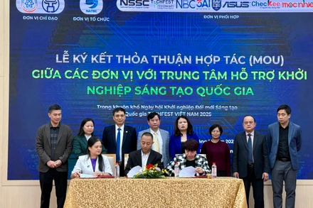 Lễ ký kết thỏa thuận hợp tác giữa các đơn vị và Trung tâm hỗ trợ khởi nghiệp sáng tạo quốc gia được tổ chức tại hội thảo. 