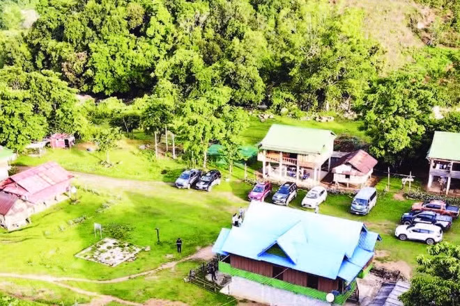 Thôn Chênh Vênh trở thành điểm đến hấp dẫn nhờ gắn du lịch sinh thái với bảo vệ rừng tự nhiên.