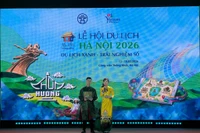 Không khí khai mạc chương trình.