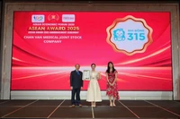 Đại diện Hệ thống y tế 315 trong buổi lễ trao Giải thưởng Doanh nghiệp tiêu biểu ASEAN 2025