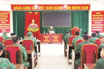 Lãnh đạo Ban Chỉ huy Bộ đội Biên phòng tỉnh Cao Bằng quán triệt, giao nhiệm vụ cho lực lượng Đồn Trà Lĩnh. (Ảnh VĂN TUẤN)