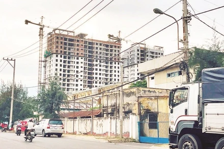 Khu chung cư căn hộ nhà ở xã hội Phú Thịnh chậm tiến độ.