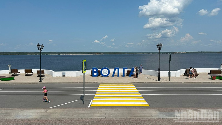 Thành phố Cheboksary nằm bên bờ sông Volga. ndo_br_img-6225.jpg