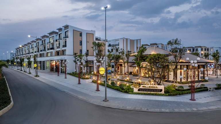 Không chỉ là một khu đô thị đơn thuần, T&T City Millennia của Tập đoàn T&T Group đang dần được định vị trở thành thành phố lễ hội, mang trong mình khát vọng tiên phong khai mở như hành trình vĩ đại của nhà du hành Marco Polo. shb5.jpg