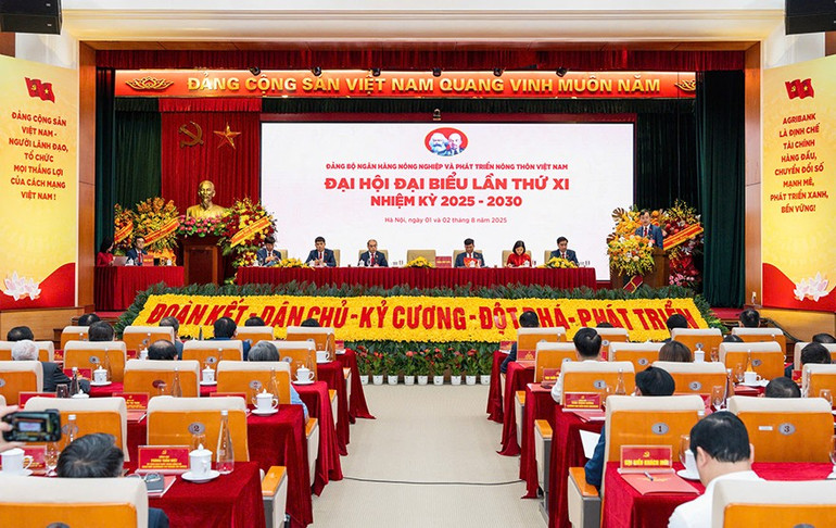 Toàn cảnh Đại hội đại biểu Đảng bộ Agribank lần thứ XI nhiệm kỳ 2025-2030. dh-ag.jpg