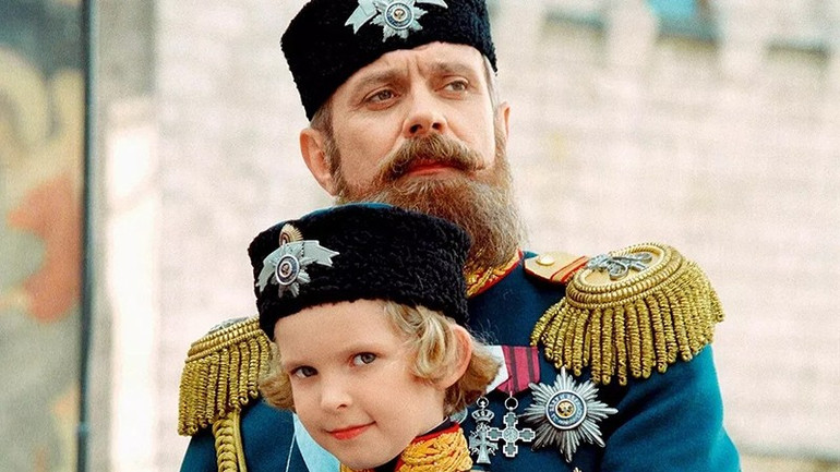 Nikita Mikhalkov trong bộ phim "Người thợ cạo vùng Siberia". (Ảnh: RIA) 2049427626-0-0-1280-855-1440x900-80-0-1-1039727291c7636f6f291c2b77ba87dd.jpg