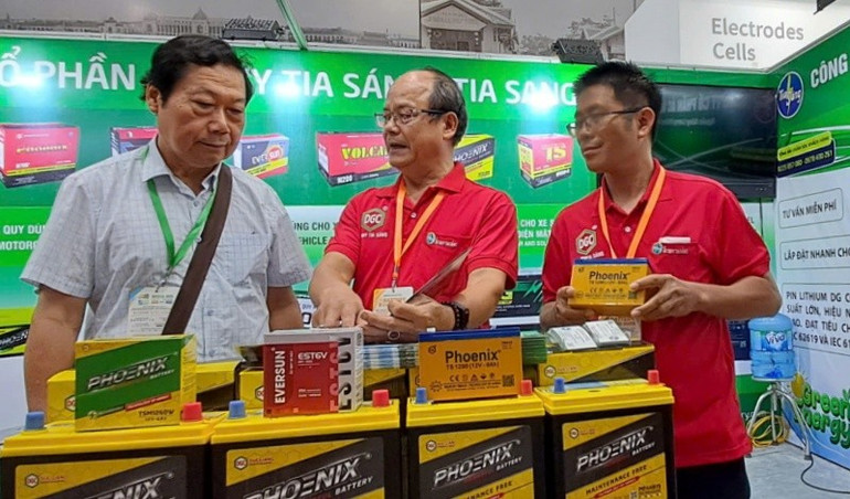 Nhiều công nghệ lưu trữ năng lượng mới được giới thiệu tại triển lãm Entech Hanoi 2025. 3.jpg