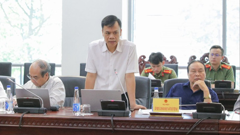 O Sr. Nguyen The Trung, presidente e diretor geral da DTT Technology Joint Stock Company, discursou. trung-1829.jpg