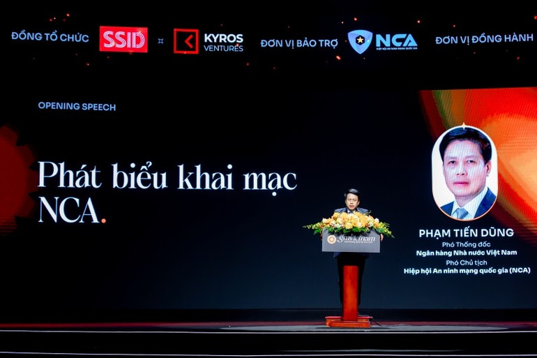 Phó Thống đốc Ngân hàng Nhà nước Việt Nam kiêm Phó Chủ tịch Hiệp hội An ninh mạng Quốc gia (NCA) Phạm Tiến Dũng phát biểu. gm-3.jpg
