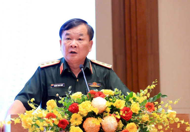 Seniorgeneralløytnant Hoang Xuan Chien, medlem av partiets sentralkomité, medlem av den sentrale militærkommisjonen, viseminister for nasjonalt forsvar, leder av det stående kontoret til styringskomité 701, talte. ttg-hoang-xuan-chien.jpg