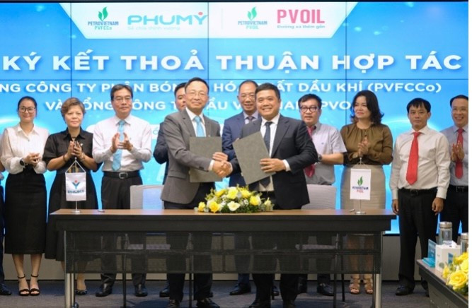 Việc mở rộng hợp tác chiến lược với nhiều đối tác trong và ngoài Petrovietnam được PVFCCo - Phú Mỹ đẩy mạnh trong 9 tháng đầu năm. img-1441.jpg