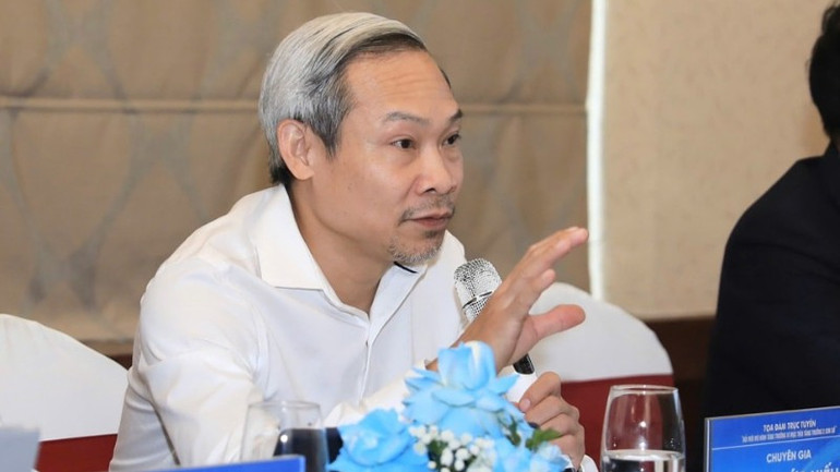 Các chuyên gia trao đổi tại Tọa đàm. phanduchieu-4902.jpg