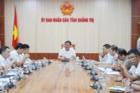 Chủ tịch Ủy ban nhân dân tỉnh Quảng Trị Trần Phong chủ trì buổi làm việc với các ngành, đơn vị liên quan, nghe báo cáo các dự án chậm tiến độ trên địa bàn. 