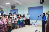 Bí thư Tỉnh đoàn Quảng Trị Trần Thị Thu phát biểu tại Lễ ra quân Tháng Thanh niên năm 2026.