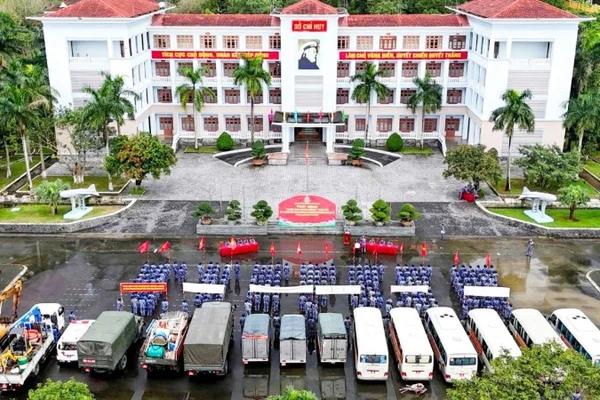 Vùng 3 Hải quân xuất quân thực hiện “Chiến dịch Quang Trung”.