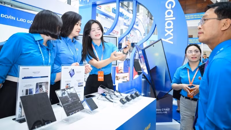 24 đơn vị có sản phẩm được tôn vinh tại Không gian trưng bày.