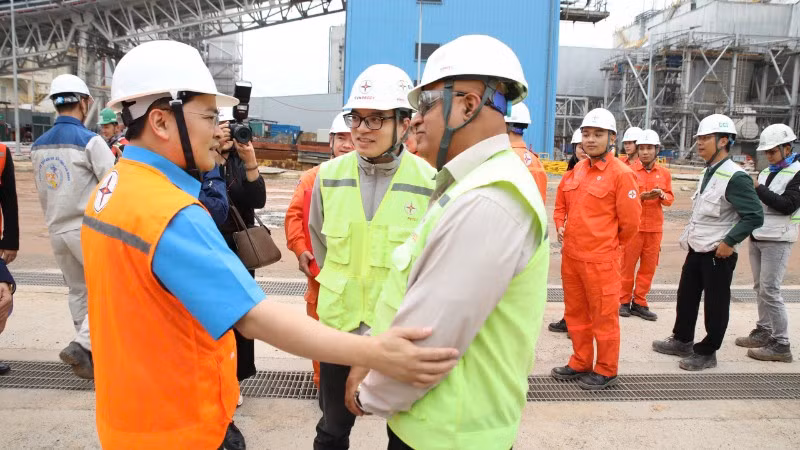 Món quà tinh thần tặng người lao động tại các Dự án thuộc Trung tâm Điện lực Quảng Trạch