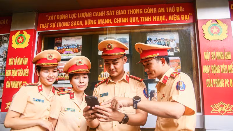 Hơn 1.300 cán bộ, chiến sĩ tham gia sát hạch.