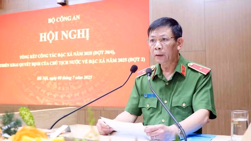 gen-h-z6783599258669-9c01549cca921d5c72a37d44aa64c004-7922-5366.jpg