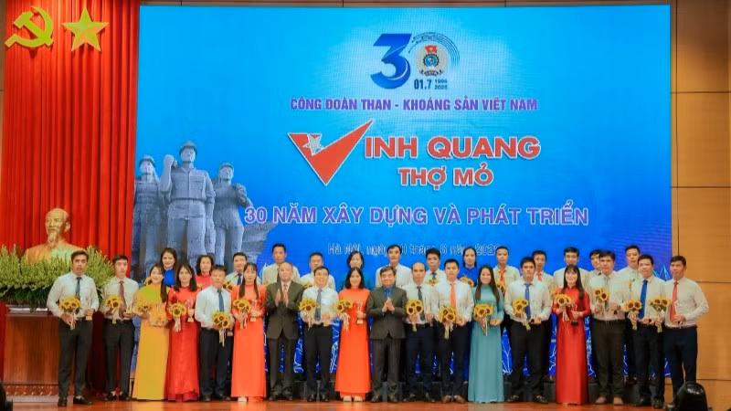 1-3700.jpg