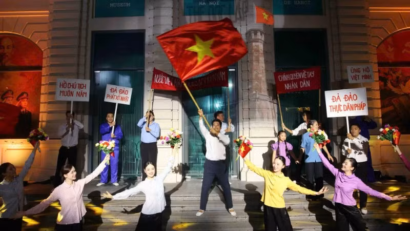 Thực cảnh lịch sử "Mật lệnh đêm".