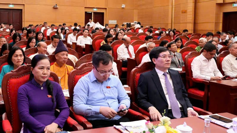 Các đại biểu tham dự Chương trình gặp mặt nhân kỷ niệm 80 năm Ngày Tổng tuyển cử đầu tiên bầu ra Quốc hội Việt Nam (6/1/1946-6/1/2026). qh-4.jpg