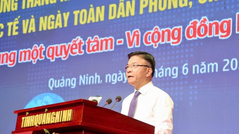 Phó Thủ tướng Lê Thành Long, Chủ tịch Ủy ban Quốc gia phòng, chống AIDS, ma túy, mại dâm phát biểu chỉ đạo tại lễ mít-tinh. mt-2.jpg