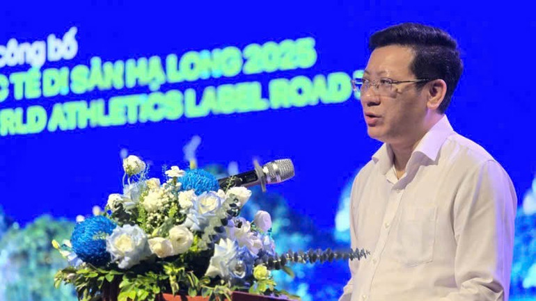 Ông Nguyễn Việt Dũng, Giám đốc Sở Văn hóa, Thể thao và Du lịch tỉnh Quảng Ninh phát biểu tại lễ công bố. chay-3.jpg