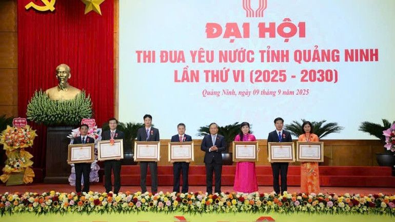 Các cá nhân và tập thể được tôn vinh tại Đại hội thi đua yêu nước tỉnh Quảng Ninh lần thứ VI. td-10.jpg